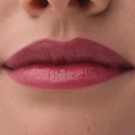 Lippenbalsam Lip Oil Balm Bare Glow 030 Dark Ruby Red CATRICE