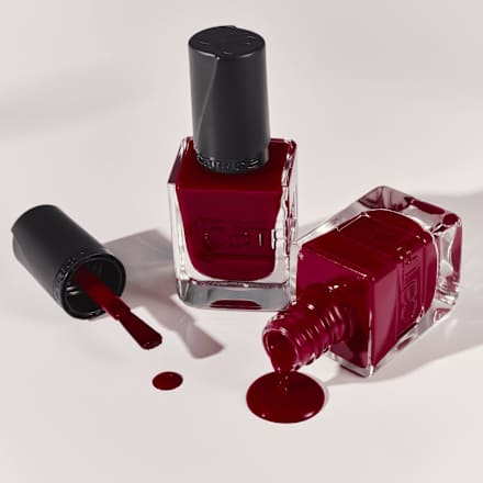 Nagellack Gel Affair 021 Caught On The Red CATRICE