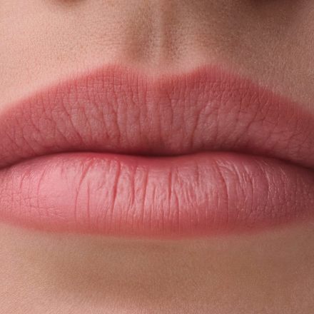 Lipliner Blur-Real Lip Shaper 020 Snatched CATRICE