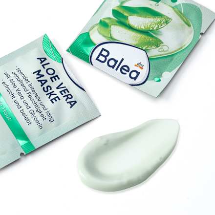 Hydratačná pleťová maska ​​s Aloe vera (2 x 8 ml) Balea
