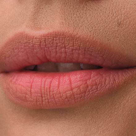 Lipliner Blur-Real Lip Shaper 030 Defined CATRICE
