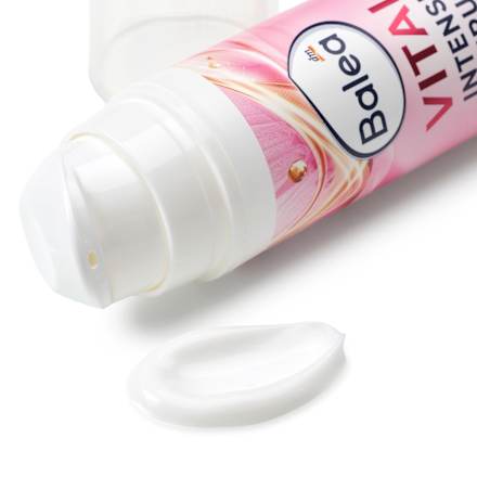 Intenzivni serum za učvrstitev kože Vital Balea
