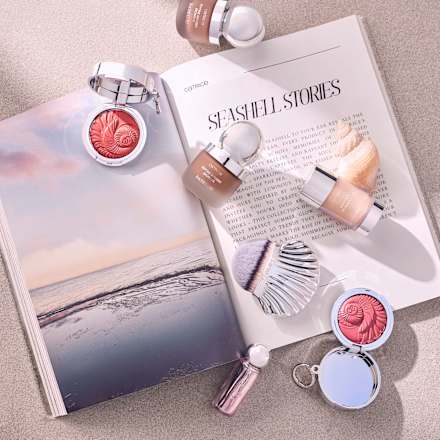 Seashell Stories kremasto rumenilo - C02 Peach Perfect CATRICE