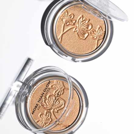 Highlighter More Than Glow 030 Beyond Golden Glow CATRICE