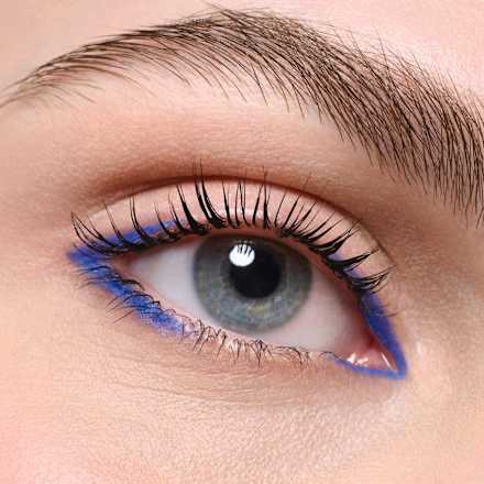 Kajal Velvet Glide Matte Eye Pencil 050 Blue Pulse CATRICE