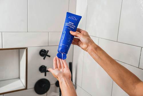 INTENSIVE HYDRATING šampon na vlasy TOMAS ARSOV