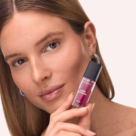 olej na rty Shine Supreme 030 Berry Shot CATRICE