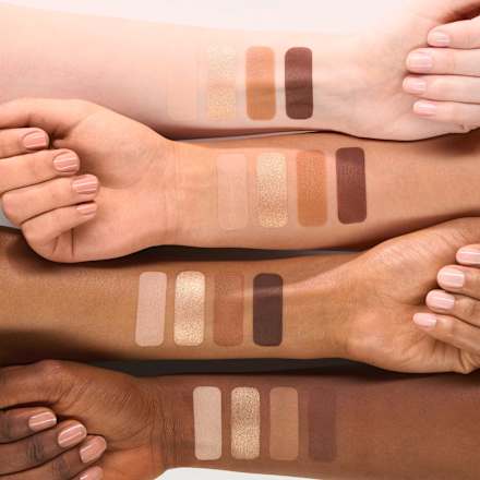 Paletka Mini očných tieňov the BROWN edition essence