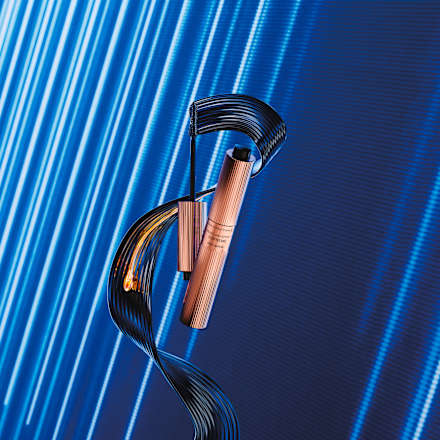 False Lash Effect Supreme Recharge maskara – Black MAX FACTOR
