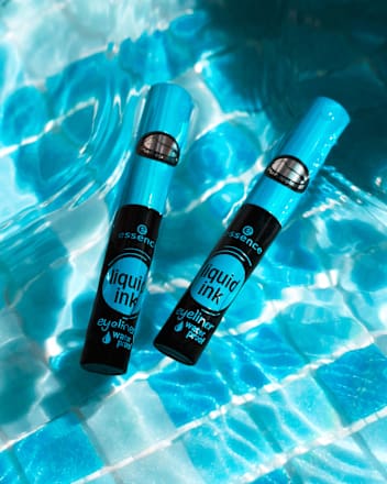Liquid Eyeliner Ink Waterproof 01 essence