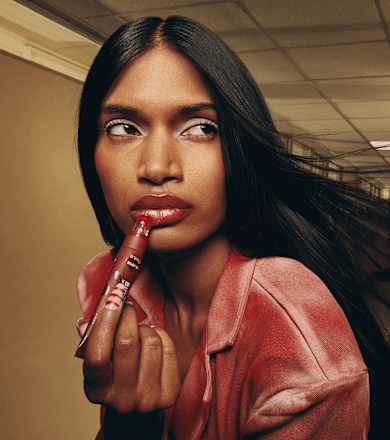 Oh My Gloss! Butter Me Up balzam za ustnice, 009 Virgin Cosmo RIMMEL LONDON