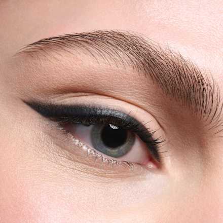 Svinčnik za oči Velvet Glide Matte, 010 Black Stone CATRICE