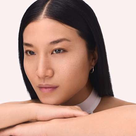 Tekoči puder Skin Like Luminous, 032W CATRICE