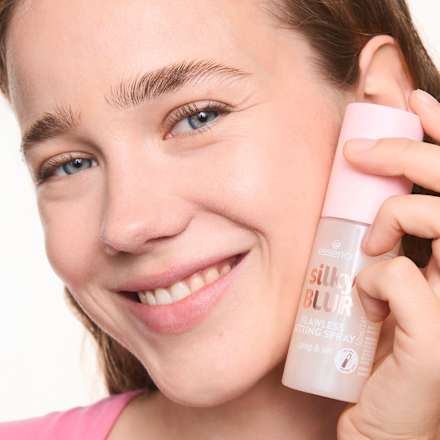 Fixierspray Silky Blur Flawless essence