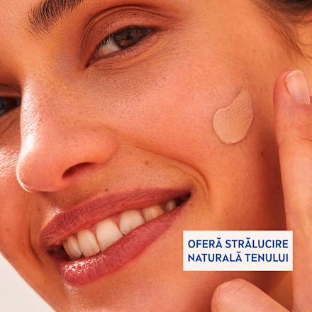 Cremă BB Cream cu minerale nuanța light SPF15 NIVEA