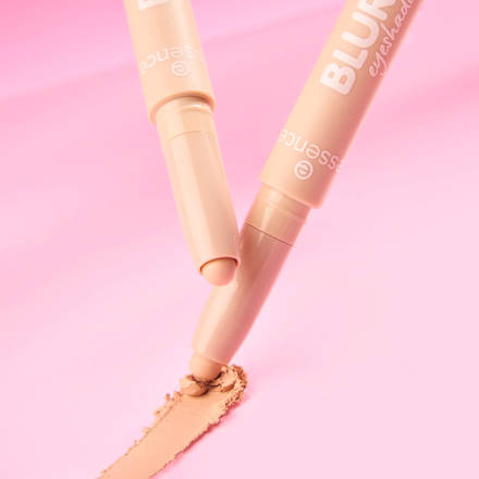 Očný tieň v tyčinke Blur Nude 01 Vanilla Foam essence