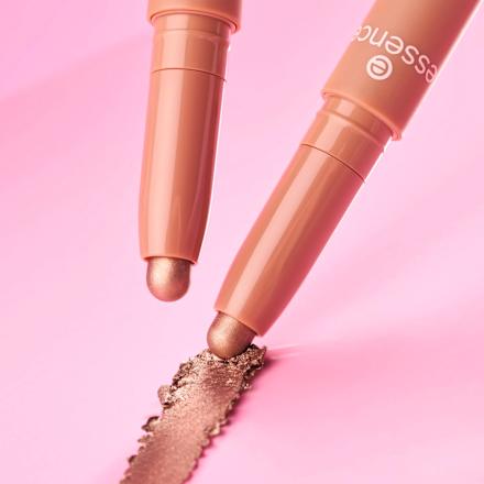 Očný tieň v tyčinke Blur Nude 07 Cinnamon Swirl essence
