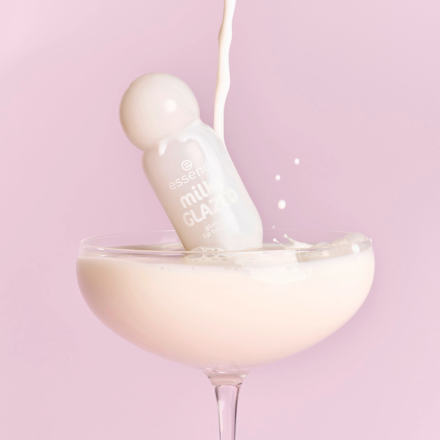 Lipbalm Glossy Milky Glazed 01 Sheeriously Creamy essence