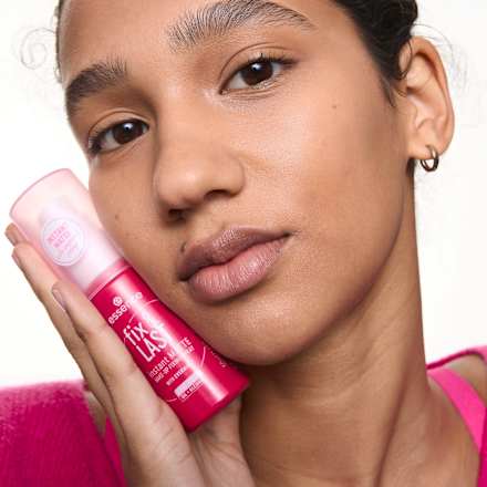 Fixierspray Make-up Fix & Last Instant Matte essence