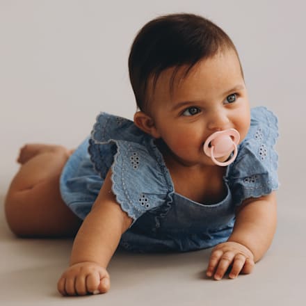 dudlík silikonový dynamický Prime 0-6m Rose/Rose Cream LOVI