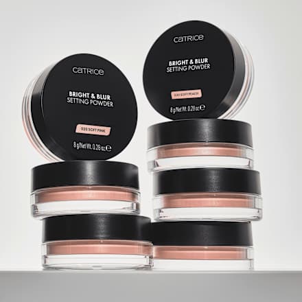 Puder sypki utrwalający Bright & Blur Setting Powder 020 Soft Pink CATRICE