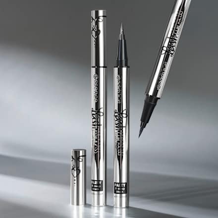 Eyeliner Liquid Lash Princess Party Waterproof 01 Deep Black essence