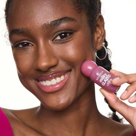 Lesk na pery Milky Glazed Glossy 04 Berry Au Lait essence
