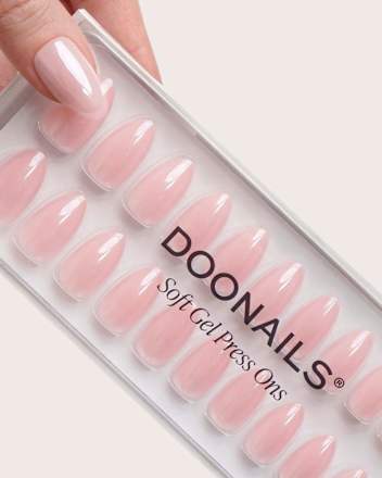 Künstliche Nägel, Soft Gel Press Ons Jetset Short Almond Doonails
