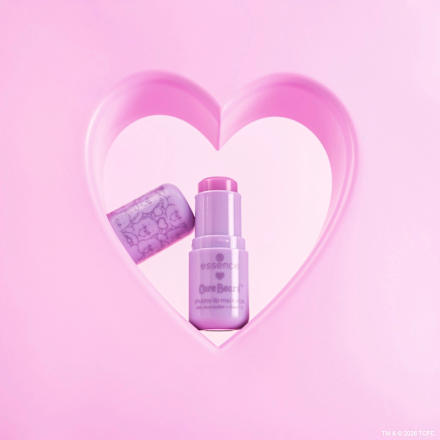 maska na rty Care Bears odstín 02 It's Cool To Care essence