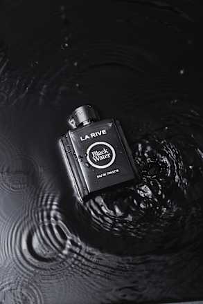 Black Water Eau de Toilette LA RIVE