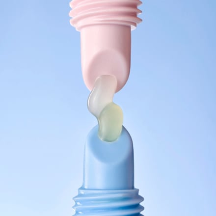Lipgloss XSkincare The Super Peptide Glossy Treatment LSF 50+ 01 Extra Peptacular! essence