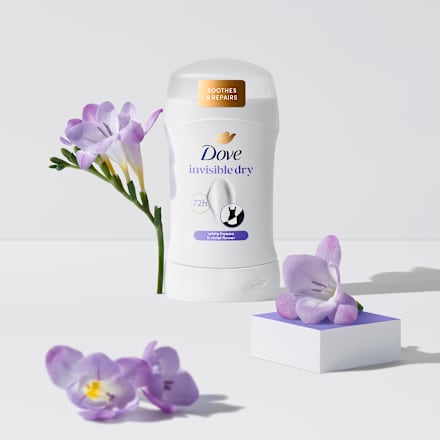 Invisible dry antiperspirant u stiku Dove