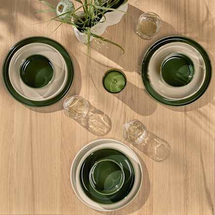 Duftkerze im Glas Cedarwood & Vetiver, dunkelgrün (240 g) dm home