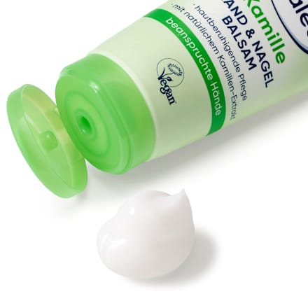 Kéz- és körömápoló balzsam kamillakivonattal Balea