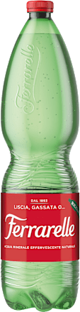 Acqua minerale effervescente naturale Ferrarelle