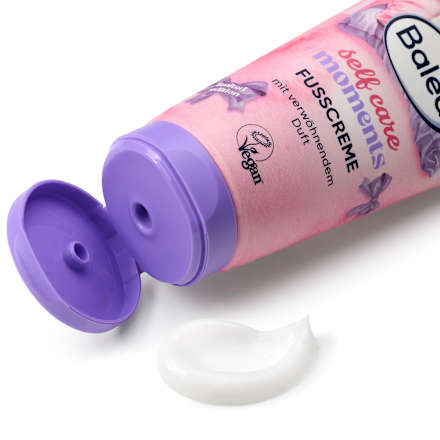 Fußcreme selfcare moments Balea