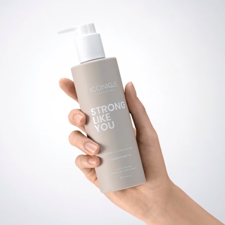 kondicionér na vlasy STRONG LIKE YOU Repair & Strengthening ICONIQUE
