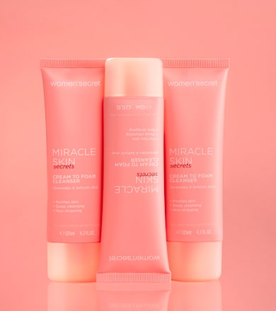 Habzó arclemosó MIRACLE SKIN secrets Cream To Foam Cleanser women'secret