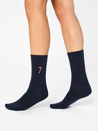 Socken XMAS mit weihnachtlicher Stickerei blau + rot, Gr. 39-42
 nur die