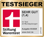 Grafik: Testsieger Stiftung Warentest SEHR GUT (1,4) Im Test: 20 Mundspülungen Ausgabe 03/2025 www.test.de 25FD90