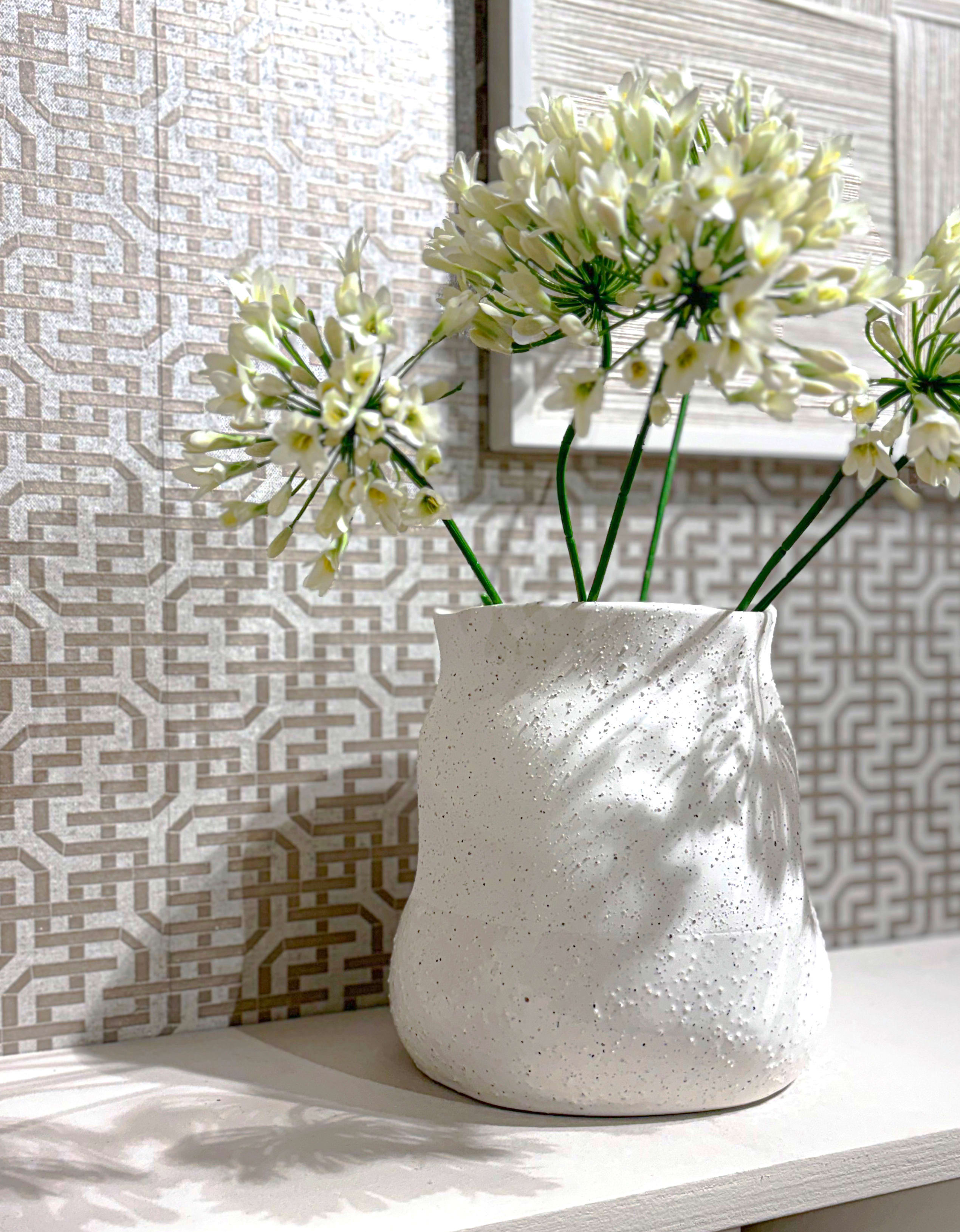 Vase, offwhite/beige (22x22x23 cm)